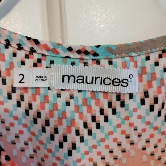 Maurices western boho style blouse zig zag print size 2X (2) - Picture 5 of 7